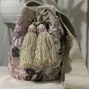 Mochila Wayuu decorada